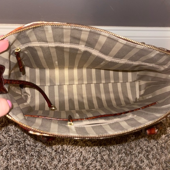 Brahmin purse and wallet matching set. New Condition - Picture 4 of 11